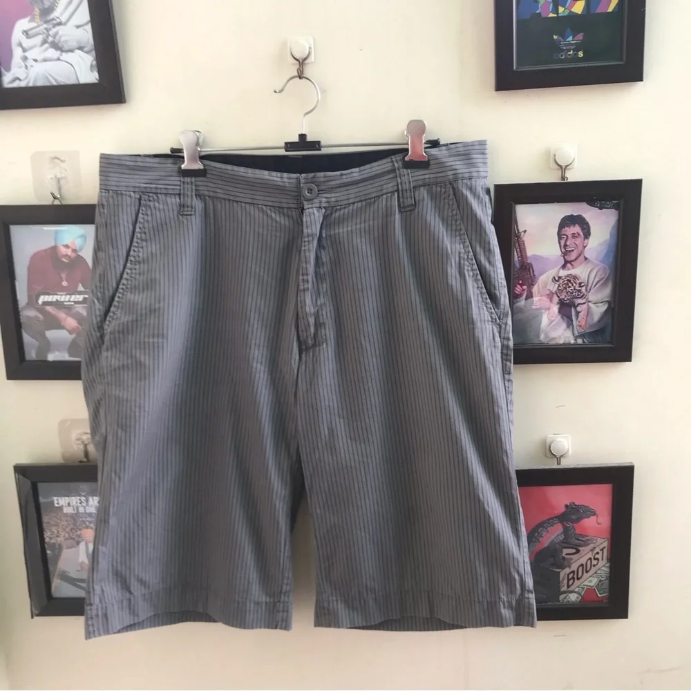 Carhartt shorts (L) - Picture 2 of 5
